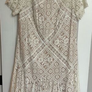 Tadashi Shoji Cream Flutter Sleeve Cocktail Dress